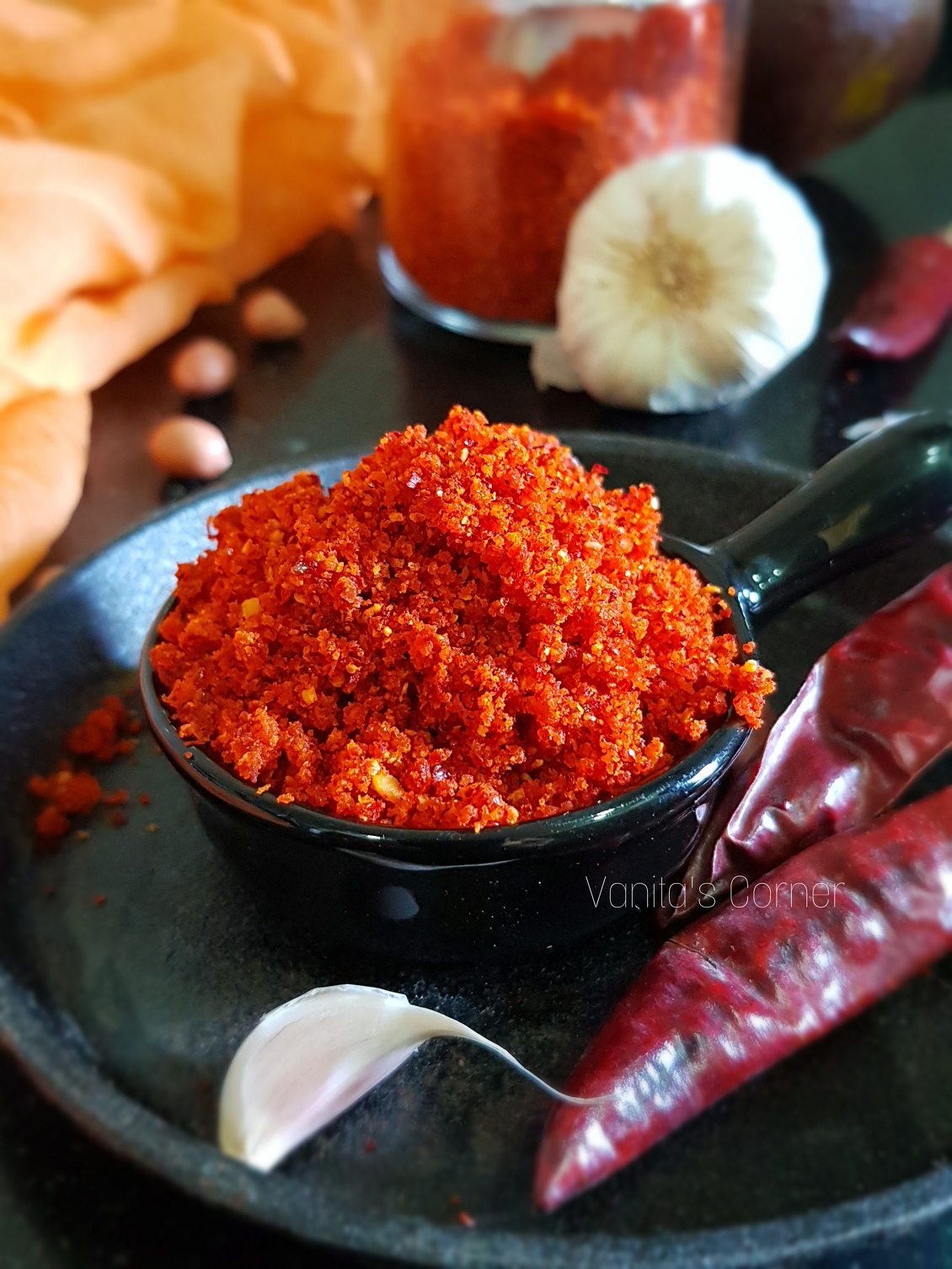 Vada Pav Chutney | Spicy Garlic chutney powder for Vada Pav - Vanita's ...