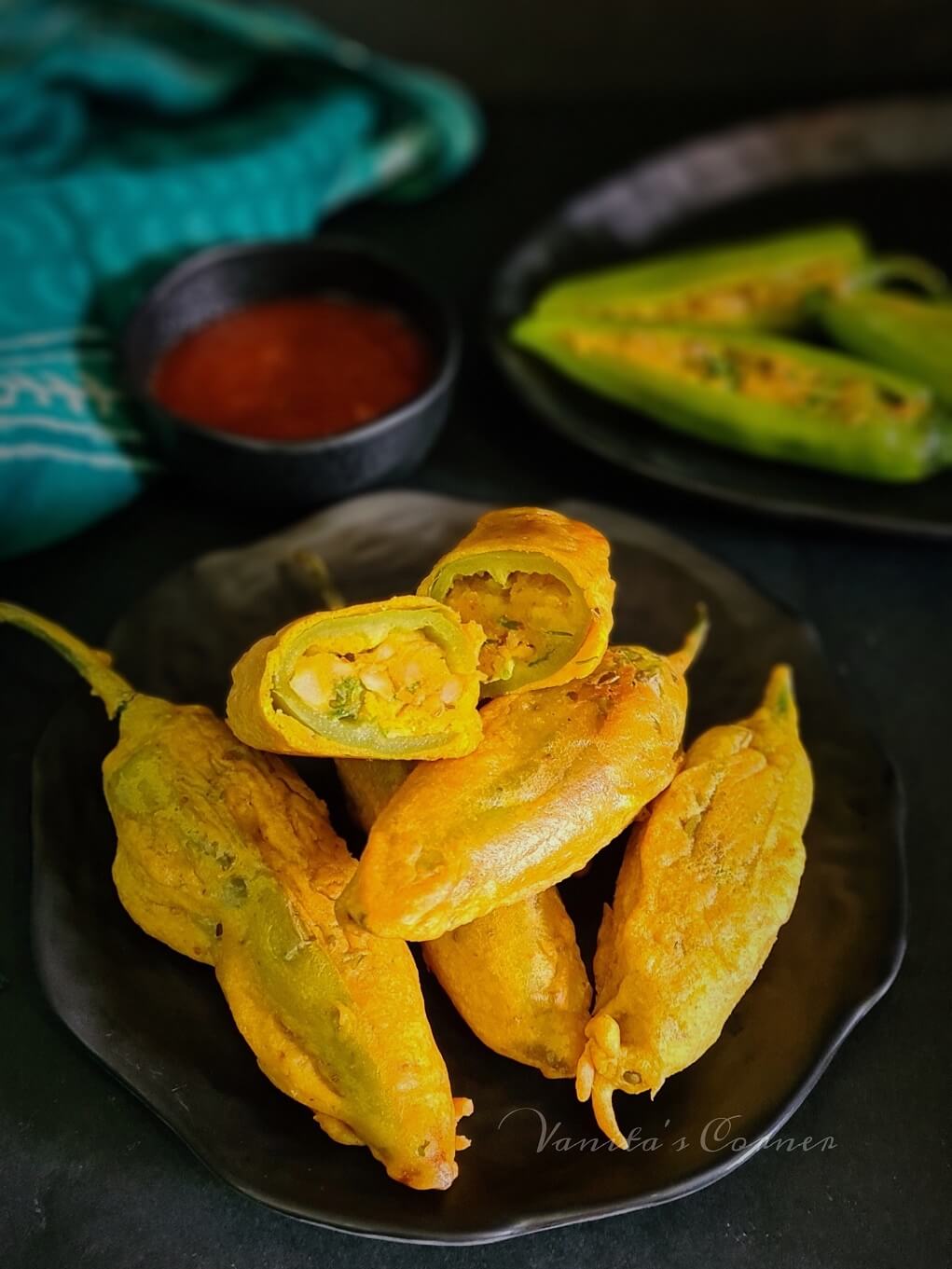 Stuffed Mirchi Vada