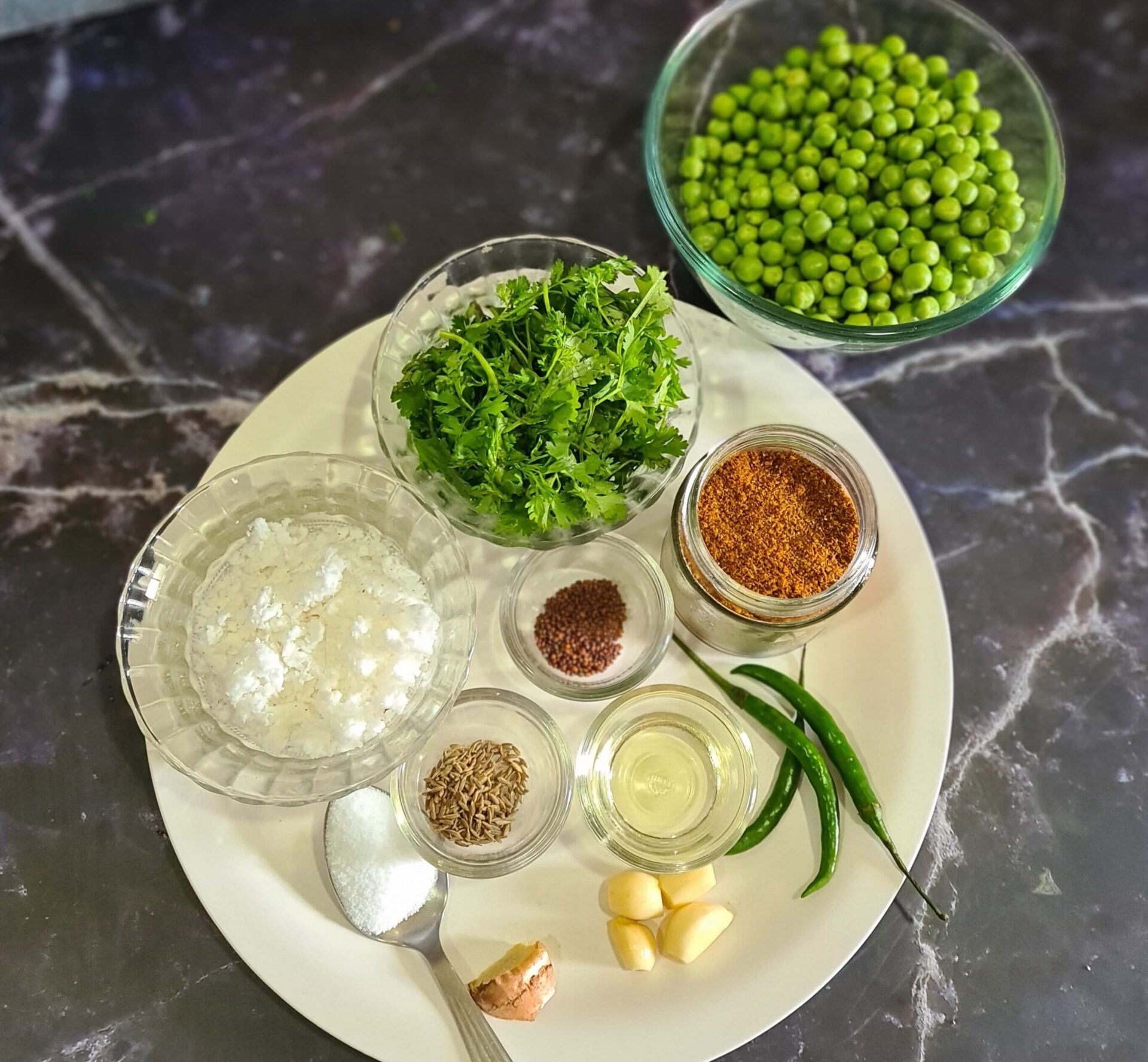 Green Peas Curry | Maharashtrian style Matar chi Usal - Vanita's Corner