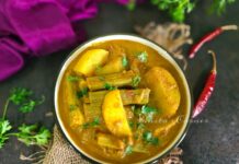 Drumstick potato curry